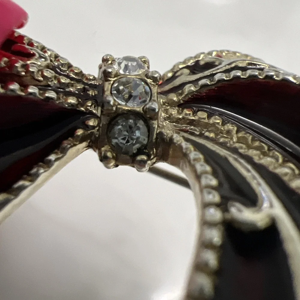 Vintage Monet‎ Bow Brooch Pin Red Enamel Rhinestone Silver Tone Signed